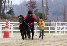 김광회 도의원 부천승마협회로부터 감사패 받아 :: 부천타임즈
