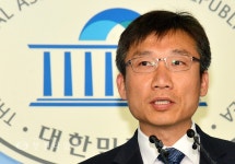 [생생포토]4.29 재보선 관악을 무소속 이상규 후보 전격 사퇴 :: 부천타임즈