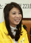 필리핀 이주여성 출신 전 국회의원 이자스민,정의당 입당 :: 부천타임즈