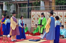 청춘, 전통을 입다! 수주고에서 열린 성년잔치 :: 부천타임즈