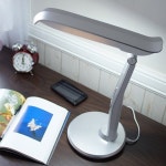 까사 CASA : MT-1313 데스크스탠드 실버 MT-1313 데스크스탠드 실버 | 까사