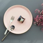 까사 CASA : 소울 핑크 원형접시(중) 소울 핑크 원형접시(중) | 까사