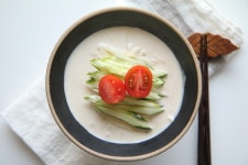 청정원 레시피 | 푸드노하우 | 청정원 두부로 만드는 고소한 초간단 콩국수 만드는법