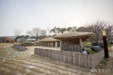 사는이야기 - 이응노생가기념관에 찾아온 봄 - 충청남도 이응노생가기념관에 찾아온 봄
