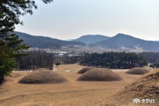 사는이야기 - 세계문화유산으로 등재된 능산리고분군 - 충남.넷 세계문화유산으로 등재된 능산리고분군