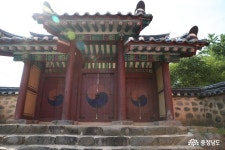 사는이야기 - 탱자나무로 유명한 석성동헌 - 충남.넷탱자나무로 유명한 석성동헌