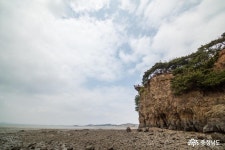 사는이야기 - 홍성 속동마을 전망대 이색적인 풍경 - 충청남도 홍성 속동마을 전망대 이색적인 풍경