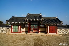 > > >충남관광