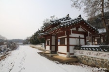 > > >충남관광