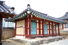 > > >충남관광 충남관광