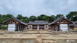 여행 - 논산 여행하기 좋은 곳, 논산 9경 돈암서원 배롱나무꽃 - 충청남도 논산 여행하기 좋은 곳, 논산 9경 돈암서원 배롱나무꽃