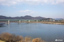 > > >충남관광 충남관광