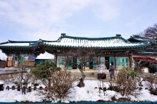> > >충남관광 충남관광