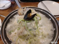 먹거리 - 겨울에는 태안 맛집 홍두깨 칼국수에서 따뜻한 한 끼 어떠세요? - 충청남도 겨울에는 태안 맛집 홍두깨 칼국수에서 따뜻한 한 끼 어떠세요?