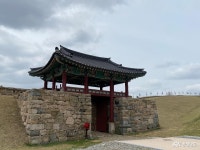 > > >충남관광 충남관광