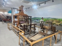 사는이야기 - 꽃내음 가득한 유구 섬유 역사 전시관을 찾아서...................... - 충청남도 꽃내음 가득한 유구 섬유 역사 전시관을 찾아서............... 