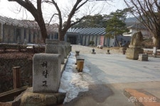 사는이야기 - 불교 예술의 수덕사 선미술관 - 충청남도불교 예술의 수덕사 선미술관