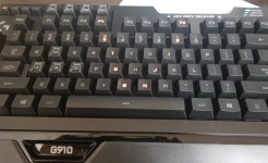 2019년 새해를 기념하여 장만한 컴퓨터입니다