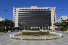 충주시시설관리공단, 지역경제 활성화를 위한 충주사랑 상품권 구매 동참 - CTN 충청탑뉴스 충주시시설관리공단, 지역경제 활성화를 위한... 