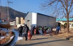 CTN 충청탑뉴스-괴산 청천면 매봉클럽,  쓰레기 없는 청천 만들기 환경정화 활동 괴산 청천면 매봉클럽,  쓰레기 없는 청천 만들기 환경정화 활동