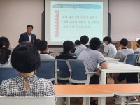 CTN - 확실하고 진실된 뉴스!-비인중학교 선배와의 만남 이병도 선배님을 만나다! 비인중학교 선배와의 만남 이병도 선배님을 만나다!