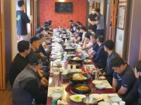 CTN - 확실하고 진실된 뉴스!-대흥동 바다황제, 중구청 환경관리요원 중식 제공 대흥동 바다황제, 중구청 환경관리요원 중식 제공