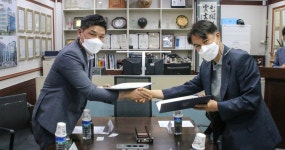 공과대학, 경북산업직업전문학교와 협약 체결 > > > 공과대학, 경북산업직업전문학교와 협약 체결