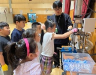 목면초, 환경의 날 기념 재활용 체험 - 청양신문 목면초, 환경의 날 기념 재활용 체험