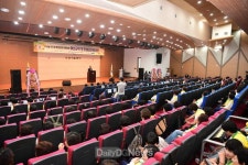김천시, 여성농업인 역량강화 화합의 장 열어 [데일리대구경북뉴스] 김천시, 여성농업인 역량강화 화합의 장 열어