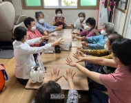 영주시, ‘우리마을 예쁜 치매쉼터’ 운영 [데일리대구경북뉴스] 영주시, ‘우리마을 예쁜 치매쉼터’ 운영