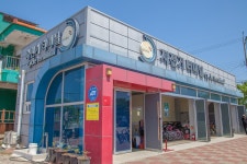 플러그인당진 초록빛 봄 풍경을 즐겨요! 아이들과 가볼만한곳, 삽교호 자전거 투어 > 플러그인당진