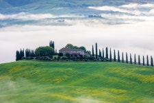 베스트갤러리 - 푸른초원위에 그림같은집ㅡ발드로차