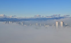 베스트갤러리 - 안개 자욱한 망진산