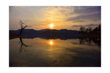 베스트갤러리 - 호반의 일출..