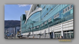 추천갤러리 - 자갈치 시장 건물 전경 -