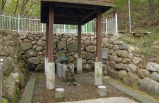 추천갤러리 - 산중턱 약수터