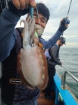 바다낚시 > 점주선장조황 > 신발짝 갑오징어~!~낚싯대명가 MZT배 우럭낚시대회,문어낚시대회가 열림니다~! ~참돔 65,000원~참돔오후반 운영... 