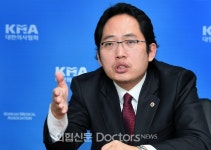 한의계 면허통합 주장에 최 당선인 왜 저러는지... - 의학 갤러리