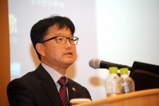 고용부장관, 화학업체 대표들에게 화학사고 예방 촉구
