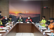 [포토뉴스] 울주군 웅촌면 대복리 야산 산불진화 현장