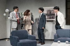 블랙코미디 연극 ‘최종면접’ 대학로에서 확인하세요!