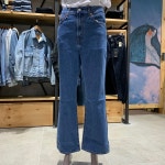 리바이스 여성 MATH CLUB 플레어(부츠컷) 청바지 A0944-0000- 이랜드몰