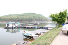 붕어도인 > 좋은 경관으로  마음의 안식처가 되어 주는 삼인낚시터~~붕어도인 : 낚시사랑