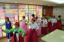 강남구 산하기관 > 대치노인복지센터 > 센터이야기 > 센터 갤러리 > 대치노인복지센터 산하기관 > 대치노인복지센터 > 센터이야기 > 센터 갤러리... 