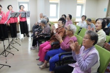 강남구 산하기관 > 대치노인복지센터 > 센터이야기 > 센터 갤러리 > 대치노인복지센터 산하기관 > 대치노인복지센터 > 센터이야기 > 센터 갤러리... 