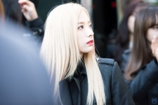 가생이닷컴>커뮤니티 > 방송/연예 게시판 > [우주소녀]오늘자 뮤직뱅크 '비밀이야'