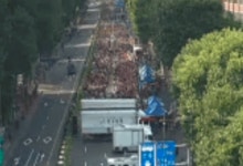 가생이닷컴>커뮤니티 > 잡담 게시판 > 혜화역 시위 6만명..