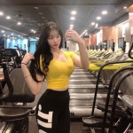 가생이닷컴>커뮤니티 > 잡담 게시판 > 애플힙으로 유명한 PT 선생님 ~