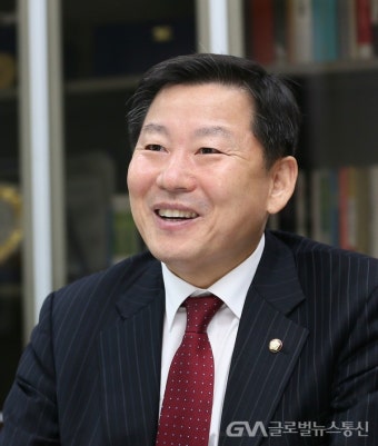 이철규 의원 제안,매출감소 업종과 기사 재난지원금 반영 - 글로벌뉴스통신GNA 이철규 의원 제안,매출감소 업종과 기사 재난지원금 반영