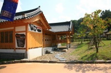 시설안내 > 전통문화체험관 > 체험마당 > 공주한옥마을  시설안내 > 전통문화체험관 > 체험마당 >